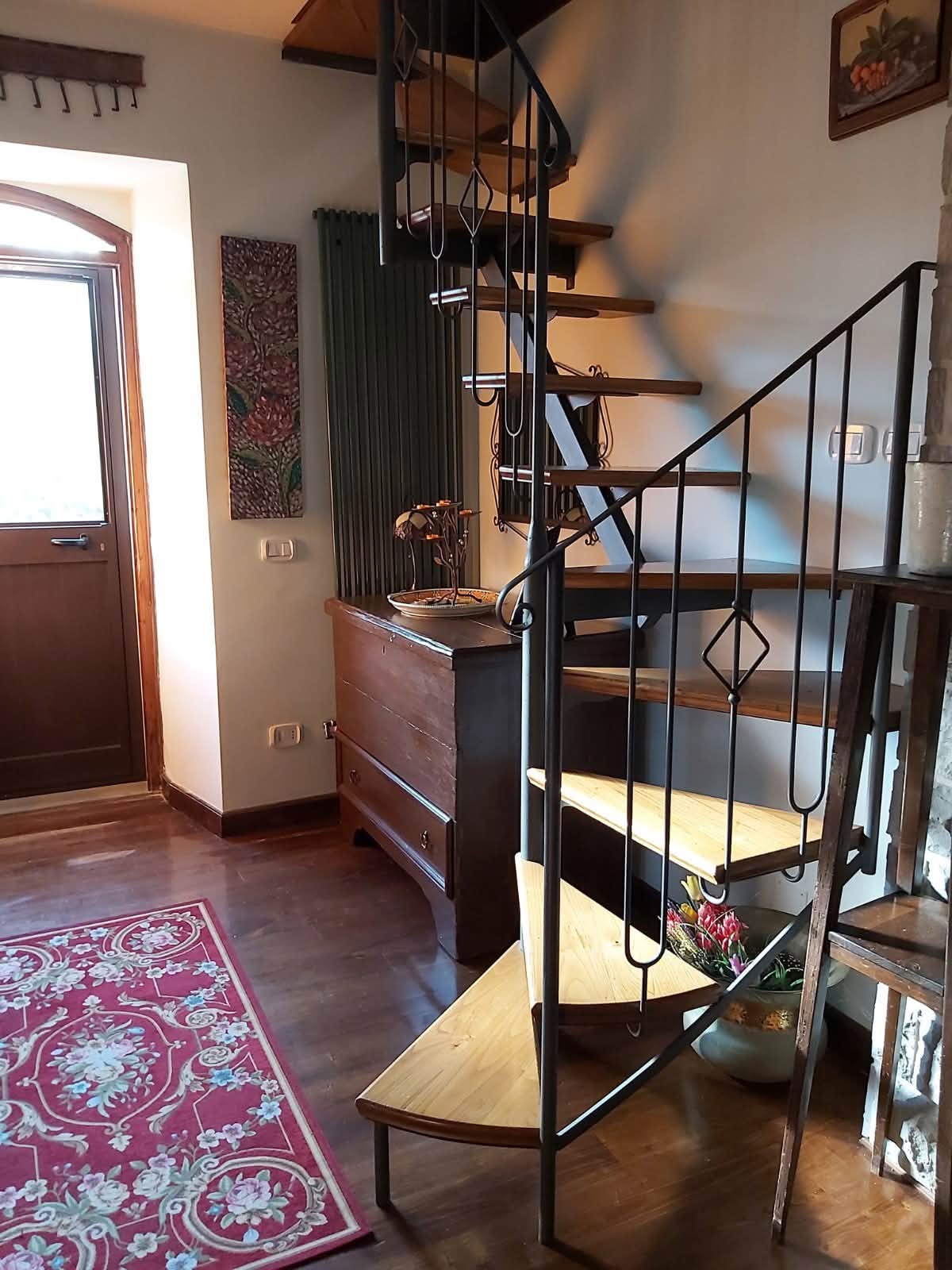 Scala interna di Casale Santilli